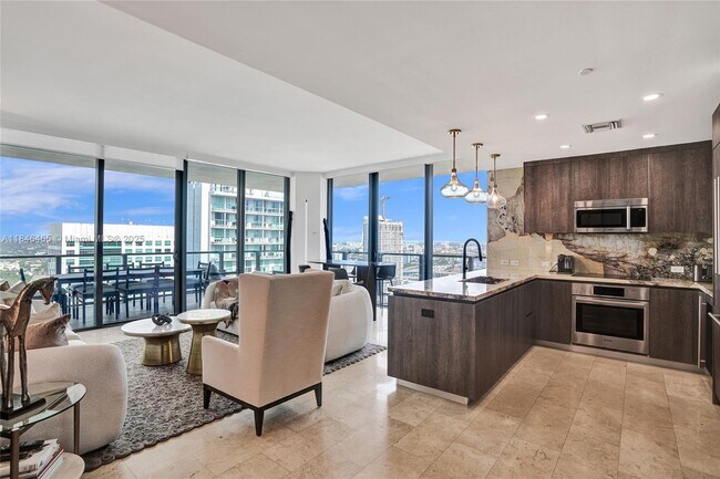 Foto del edificio - 88 SW 7th St
