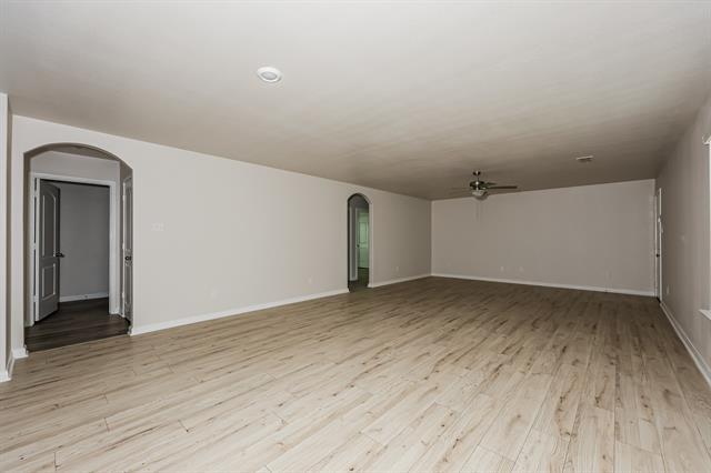 Building Photo - 122 Bluebonnet Dr