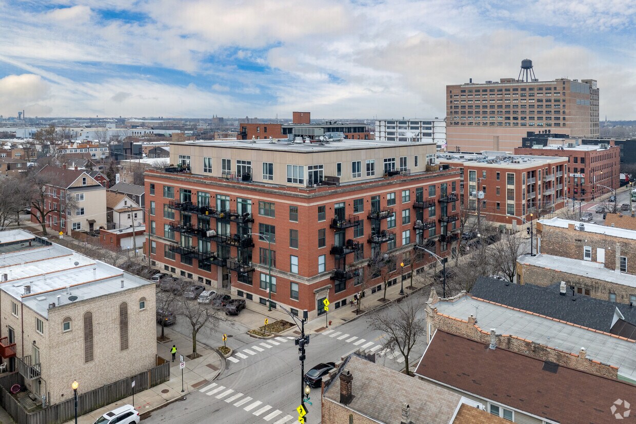 Calle Sangamon 3500 S. - Union Lofts Condominium