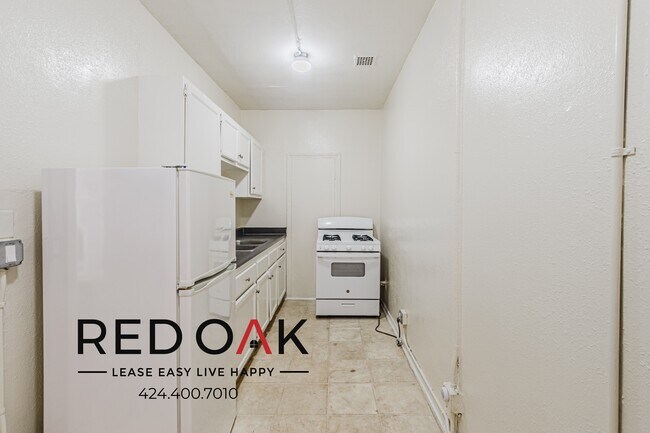Foto del edificio - 425–427 S. Grand View St-5203