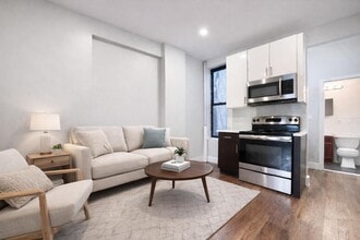 Building Photo - 523 W 156th St