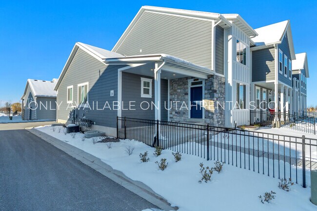 Building Photo - 2152 W 775 N