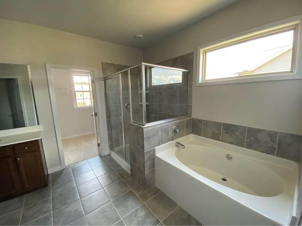 Foto del edificio - 223 Cattail Ln