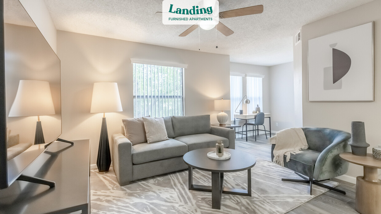 Foto principal - 4502 E Paradise Village Pkwy S