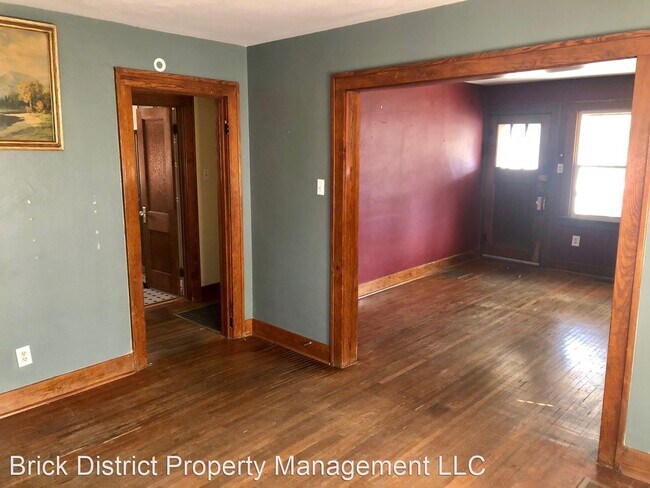 Building Photo - 2 br, 1 bath House - 309 St Joseph St