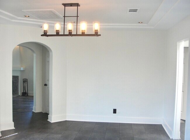 Foto del edificio - 2407 W 77th St