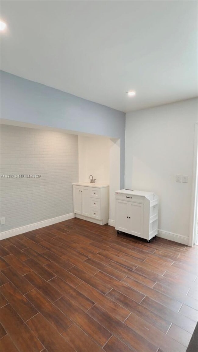 Foto del edificio - 10245 SW 125th Ave