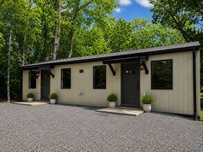 Building Photo - 23 Proctor Dr
