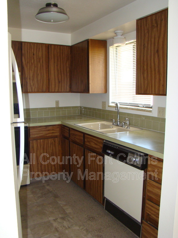 Building Photo - 421 Mulberry Dr