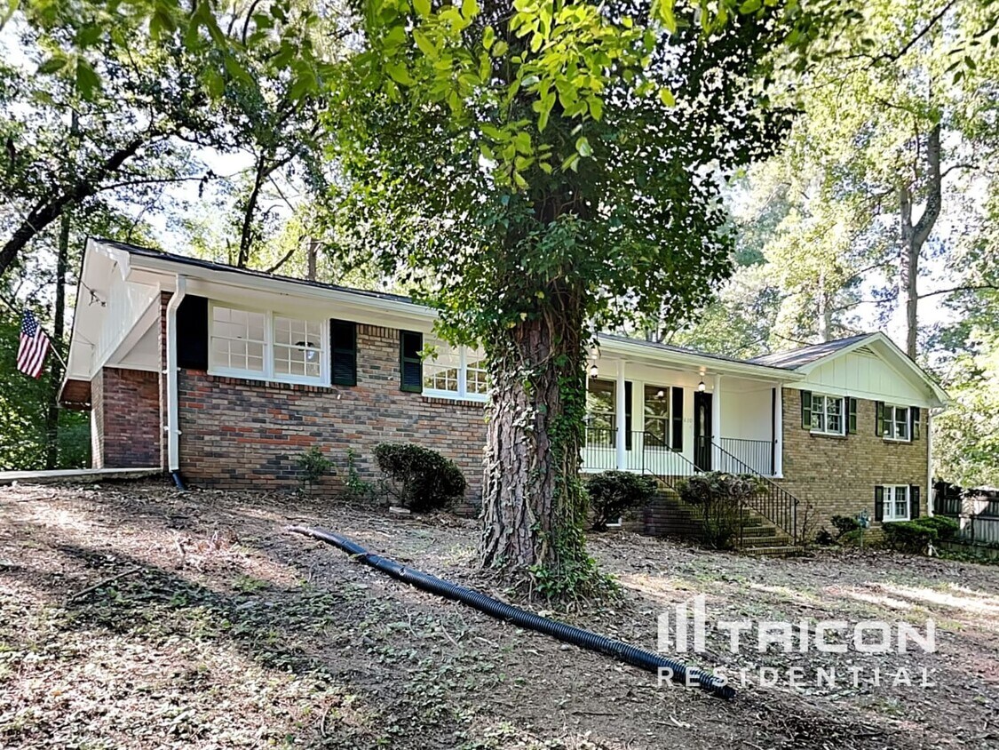 Primary Photo - 630 Pebblebrook Road SE Mableton GA