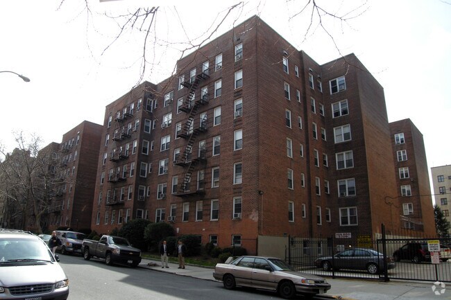 2337 Andrews Ave Bronx Ny 10468 Rentals Apartments