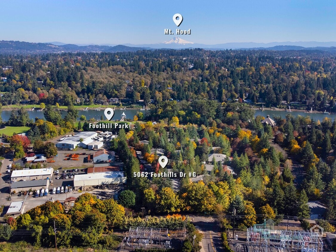 5062 Foothills Dr Unit G, Lake Oswego, OR 97034 Condo for Rent in