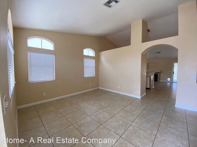 Foto del edificio - 3 br, 2 bath House - 914 Shadowfax Ave