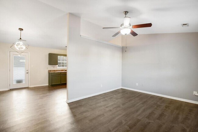 Foto del edificio - Adorable Richlands Home!