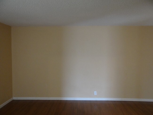 Foto del edificio - 662 E Irby St