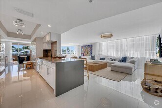 Building Photo - 10175 Collins Ave