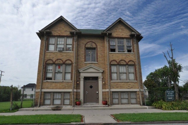 Foto del edificio - Holcomb House Apartments