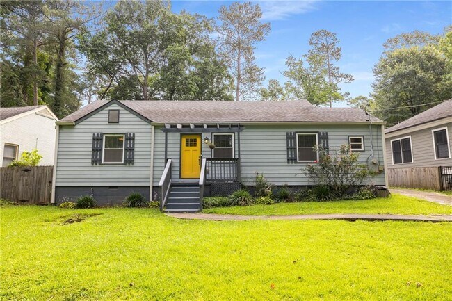 Foto del edificio - 1398 Deerwood Dr