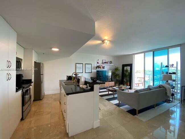 Foto del edificio - 1401 SW 22nd St