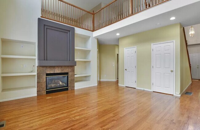 Building Photo - 20734 E Peakview Pl