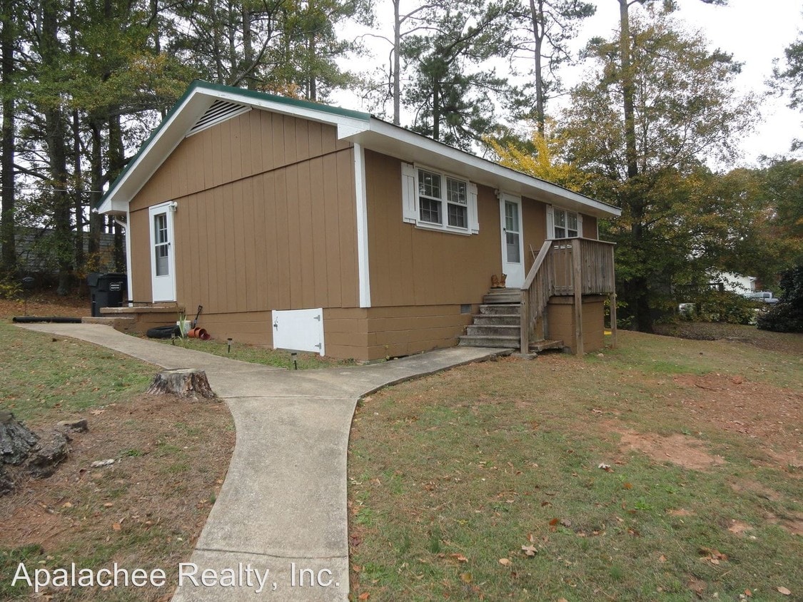 347 Pleasant Hill Church Rd NE