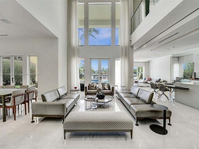 Foto del edificio - 1160 Harbor Ct