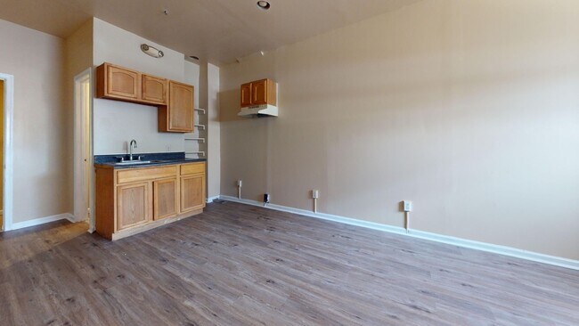 Foto del edificio - 5021 Germantown Ave