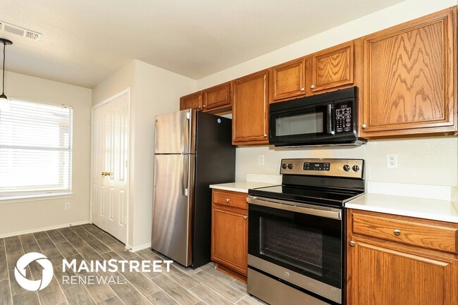 Building Photo - 408 Sugar Mill Dr