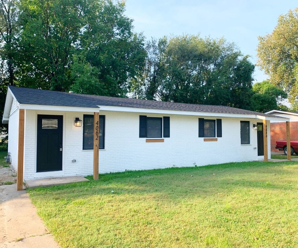 Photo - 4062 Bruene Ave (Pontoon Beach, IL)