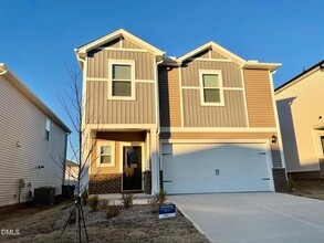 Building Photo - 129 Rushmore Ave