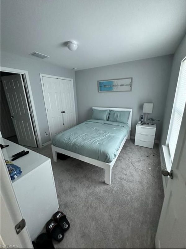 Foto del edificio - 1301 NE 34th Ln
