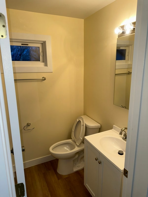 Building Photo - 729 Claim St