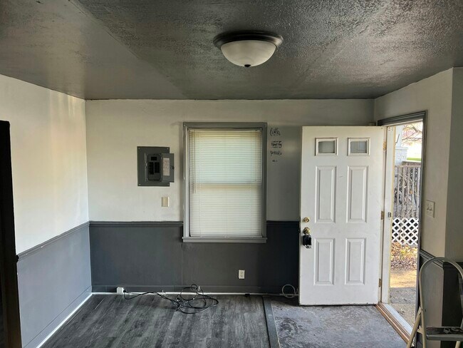 Foto del edificio - 849 South Belmont Avenue