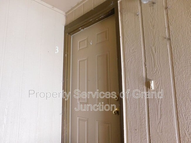 Building Photo - 3221 Chipeta Ct