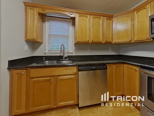 Foto del edificio - 3272 Greenhill Ct