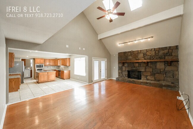 Foto del edificio - 7746 E 87th St