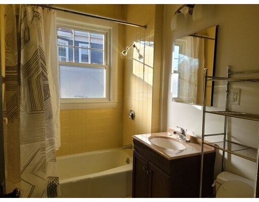 Foto del edificio - 86 Oak Ave