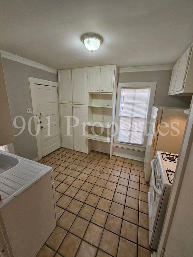 Foto del edificio - 1703 Tutwiler Ave