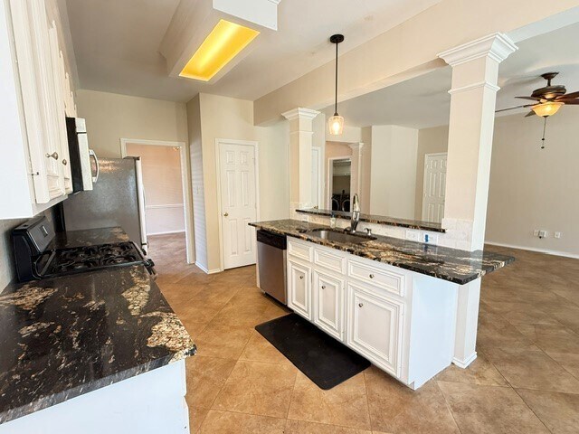 Foto del edificio - 3511 Paigewood Dr