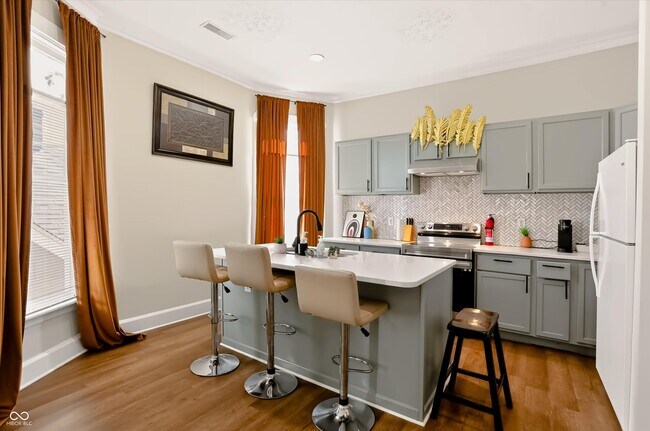 Foto del edificio - 1728 N Delaware St