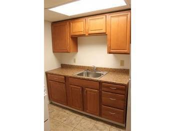 Primary Photo - 2BR/1BA Apartment - Cleveland Heights