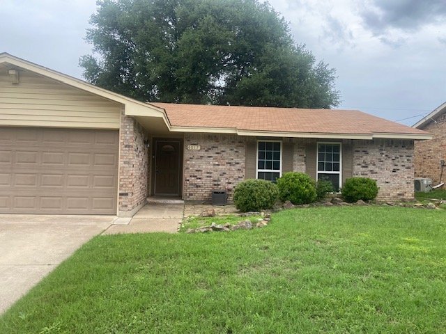 Building Photo - 6017 Hillcrest Dr