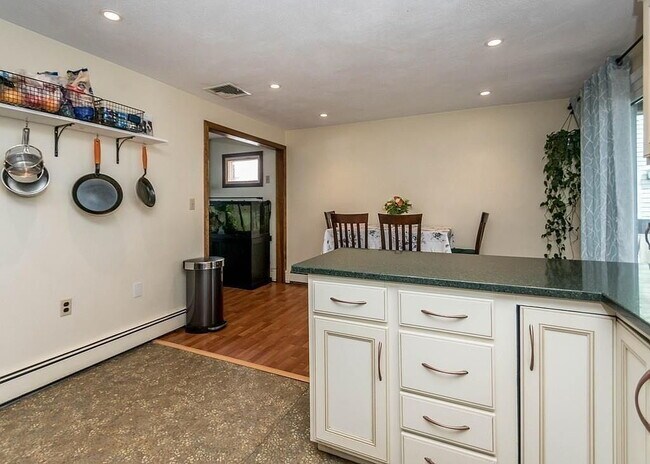 Photo - 23 Copley Ave Apartment