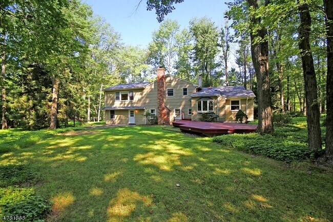 Foto del edificio - 10 Red Hill Rd