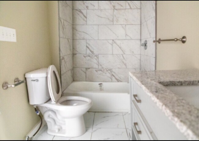 Foto del edificio - 1438 N 43rd St