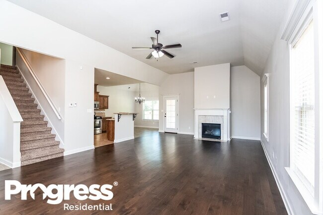 Building Photo - 2674 Champion Hills Dr