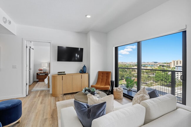 Building Photo - Atlantic Square