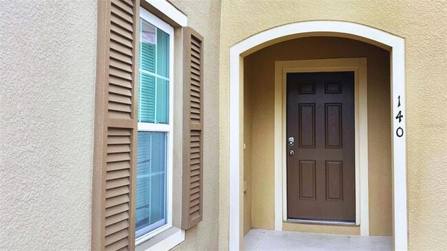 Foto del edificio - 140 Primrose Dr