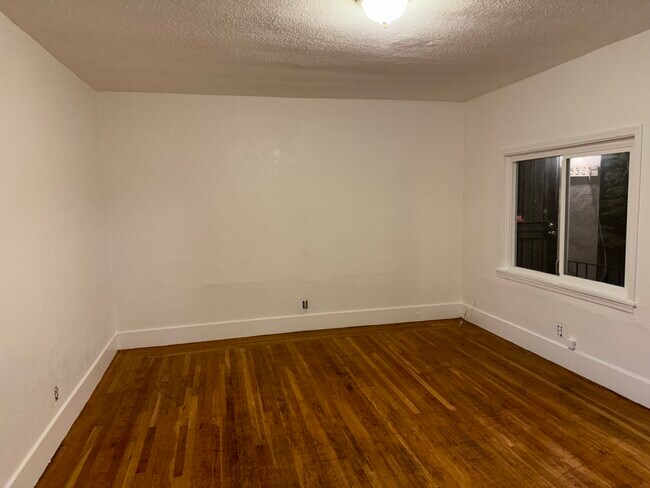 Building Photo - 5358 Brookdale Ave