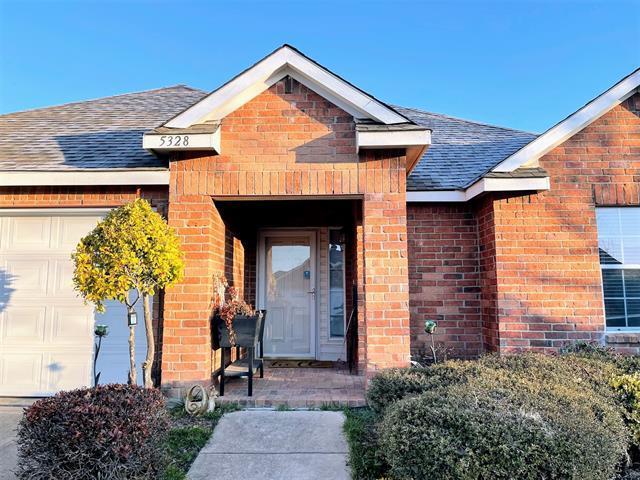 Building Photo - 5328 Comanche Wells Dr